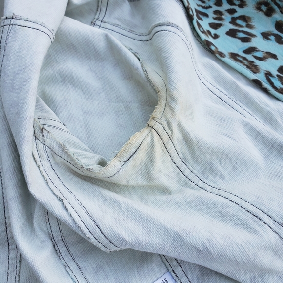 Laurèl by Escada Vintage 90s/00 Velvet/Brushed Blue Leopard Print Jacket Size 42 - Picture 7 of 15